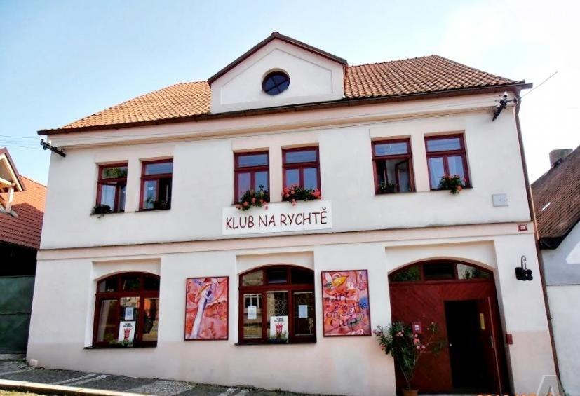Rychta Bed & Breakfast Rataje nad Sazavou Exterior photo